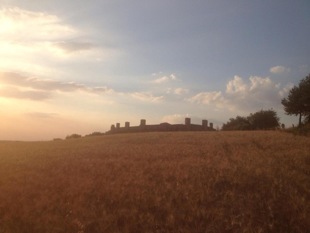 Monteriggioni Castello Vila Exterior foto