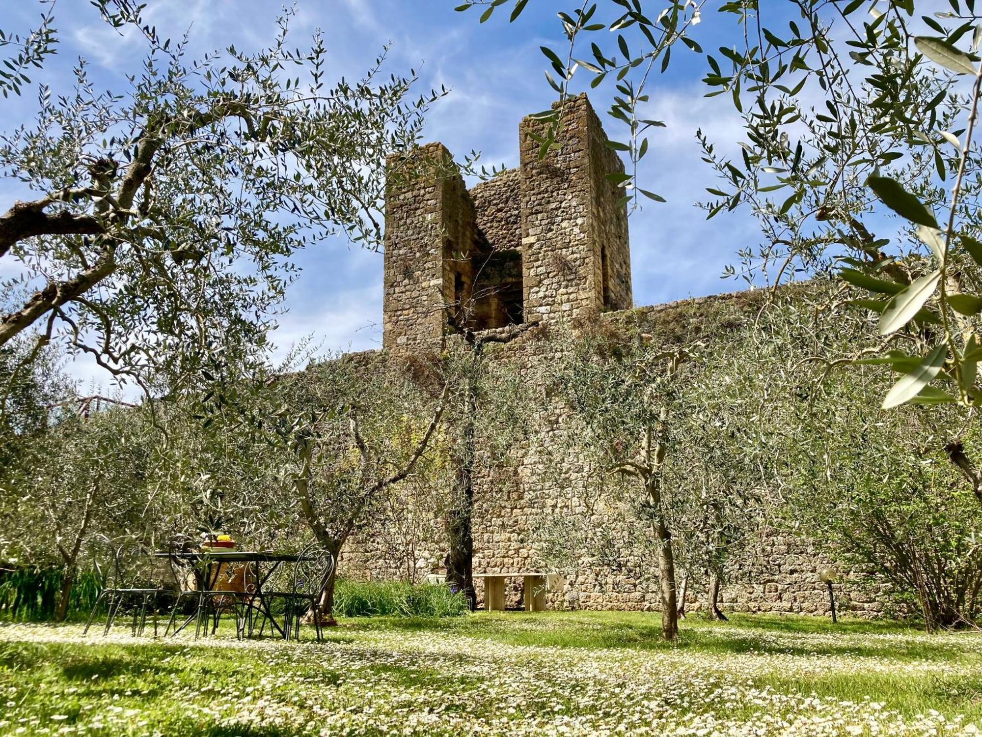 Monteriggioni Castello Vila Exterior foto